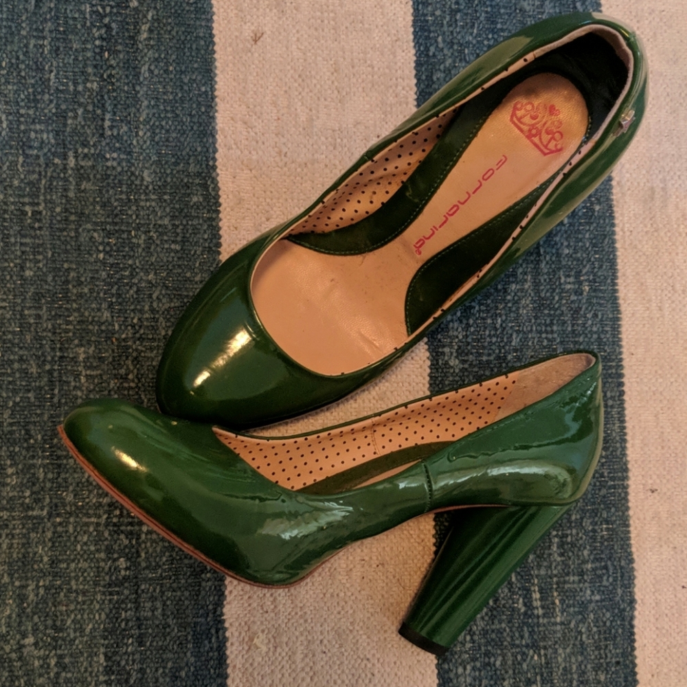 Fornarina Green Patent Pumps